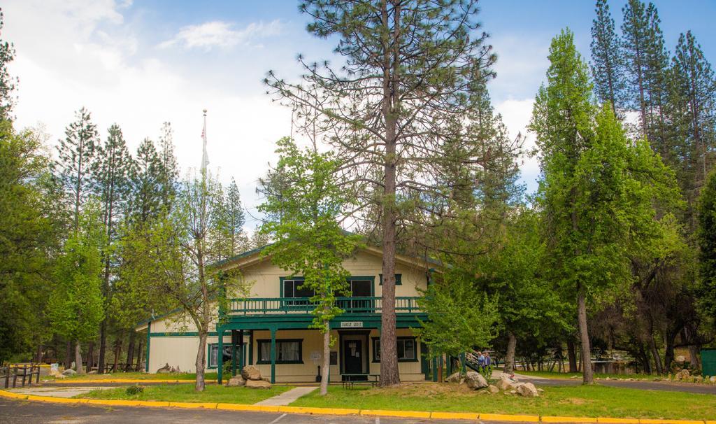 Yosemite Lakes Bunkhouse Cabin 27 Harden Flat Exterior foto
